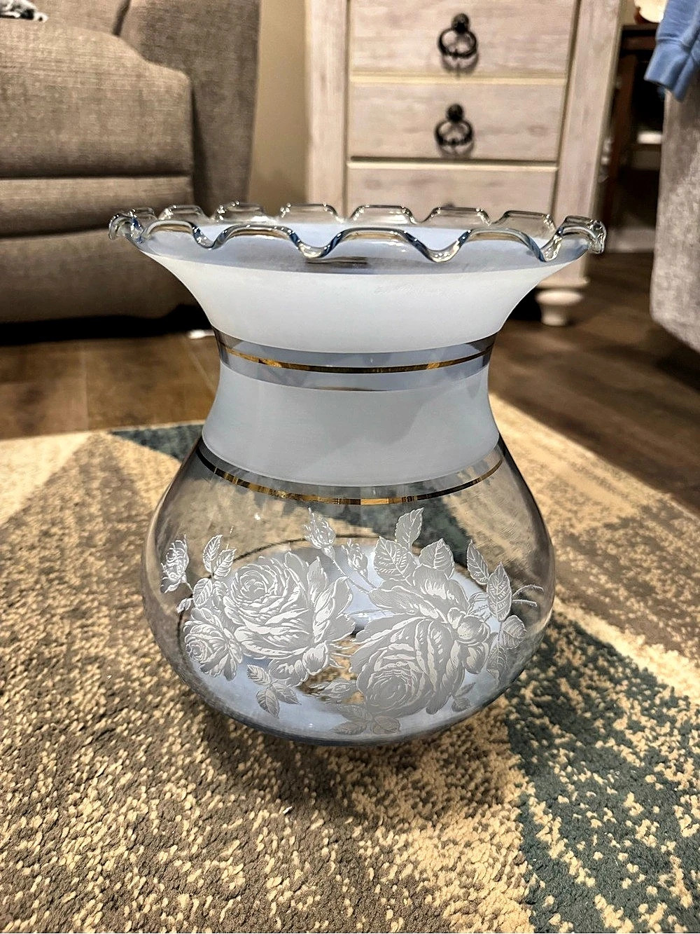 Vintage rare Indian glass hurricane lamp shade